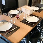 La Maison Des Plantes, Charmante, Atypique Et Cosy Pour 4 Personnes Avec Parking Et Jardin 루앙