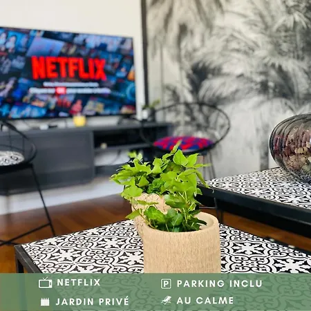 La Maison Des Plantes, Charmante, Atypique Et Cosy Pour 4 Personnes Avec Parking Et Jardin 別荘 *